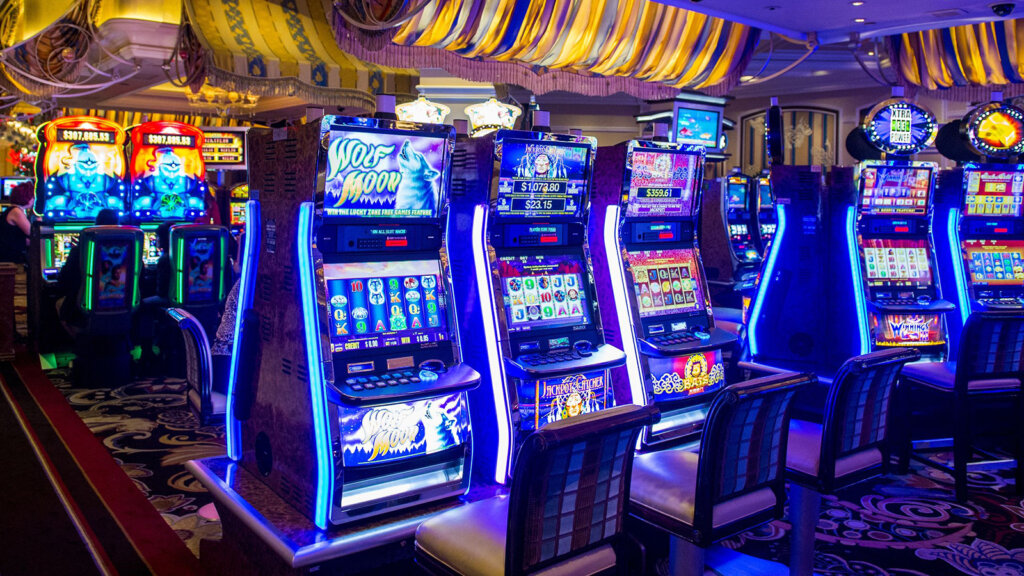 How Slot Machines Use Random Game Control and Compensated Game Control to Meet Their RTP Percentage